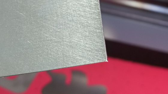 Máquina de lija de hojas de metal de borde de desaburridor de óxido y diseño fácil de usar