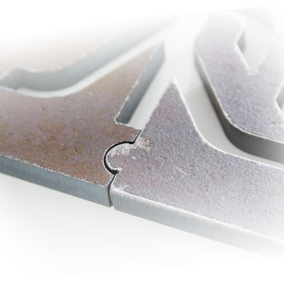 Máquina de depuración CNC de alta productividad para acero inoxidable EJON YZ900