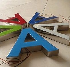 Equipo de fabricación de letreros de aluminio Ejon E9 Automático CNC personalizado