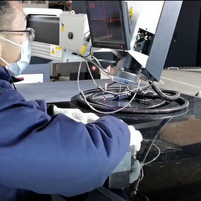 Saldadora de mesa láser CNC de hierro de soldadura EJON E500 para soldadura de precisión y letras a granel