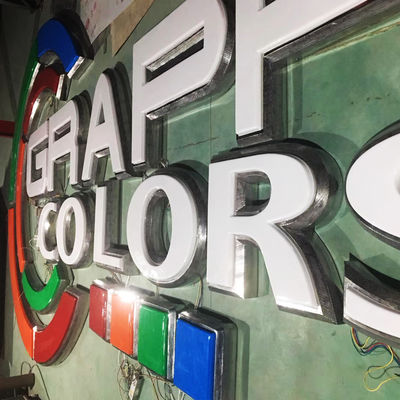 Y6 Neon Sign CNC Machine La máquina de doblar señales de alto rendimiento para letras de mini canal