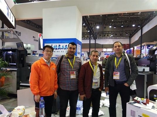 Solución de publicidad EJON T16 Máquina CNC de tira de aluminio para mini-señales