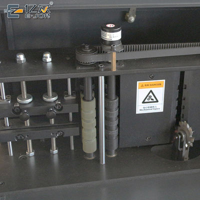 T16 Máquina automática para doblar cartas de perfil de aluminio 3D