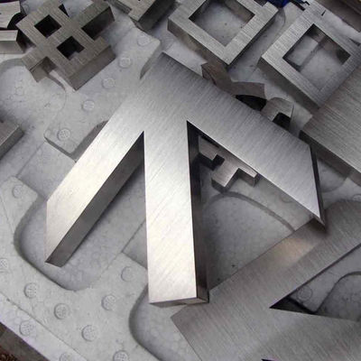 Eficiencia Durable EJON Y13L Máquina de flexión de letras CNC para señales publicitarias al aire libre