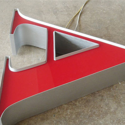 ET20 La máquina de flexión de letras de canal CNC de última generación para perfil de aluminio
