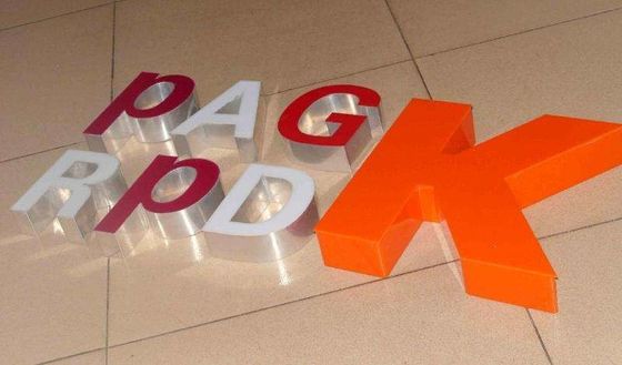 Y13L Máquina de flexión de placas de aluminio personalizada con alimentación automática y función de ranura
