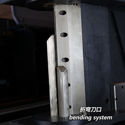Máquina de plegado de láminas acrílicas procesadas de acero inoxidable para la fabricación profesional de carteles